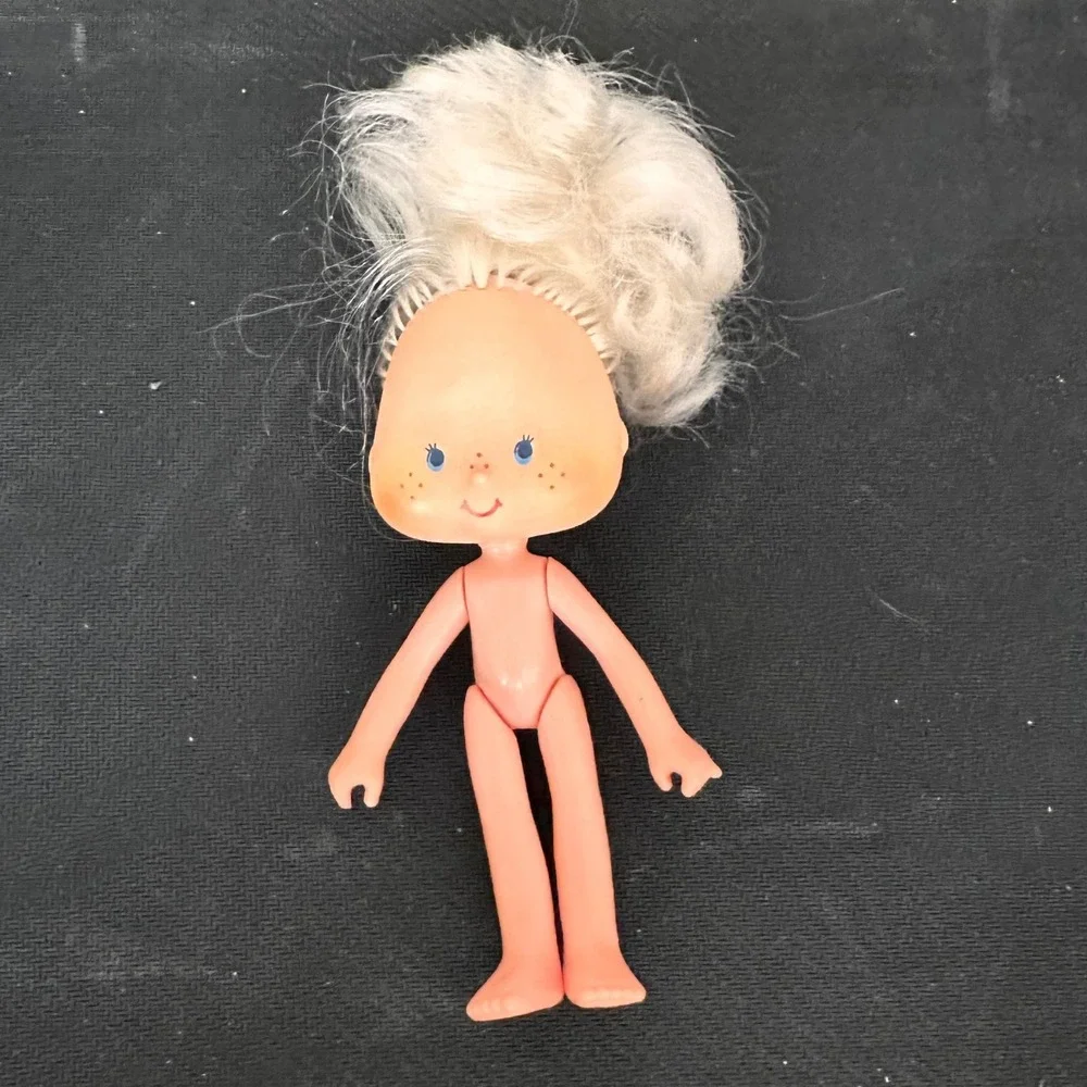 Vintage Strawberry Shortcake Angel Food Cake Doll 1980s Kenner Nude 5.5 Inch